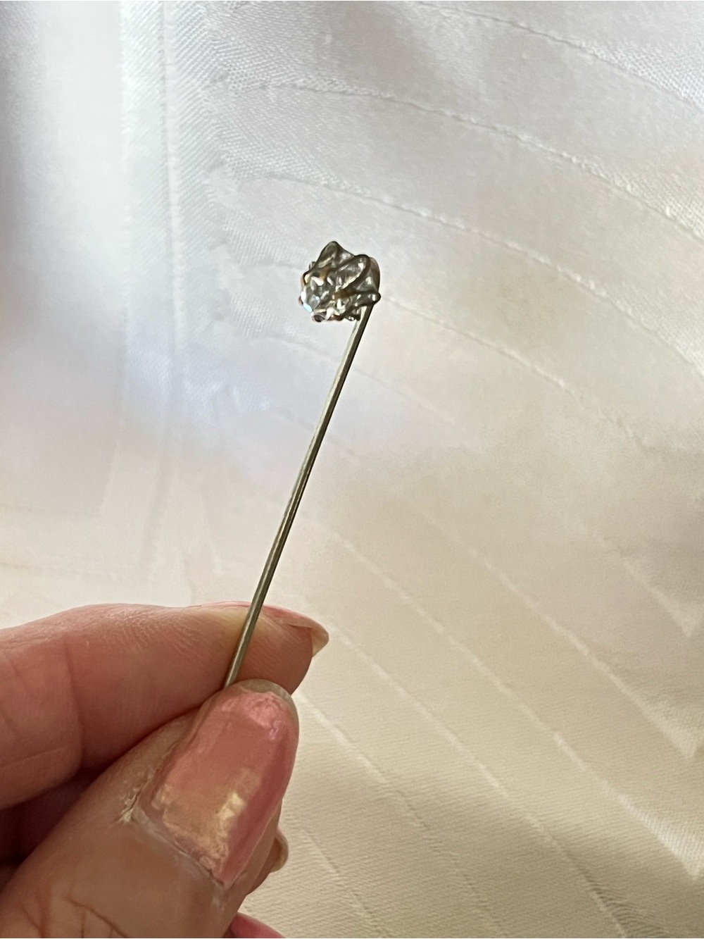 Vintage Gold Tone Clear Faceted Crystal Glass Stick Pin Tie Lapel Scarf Pin